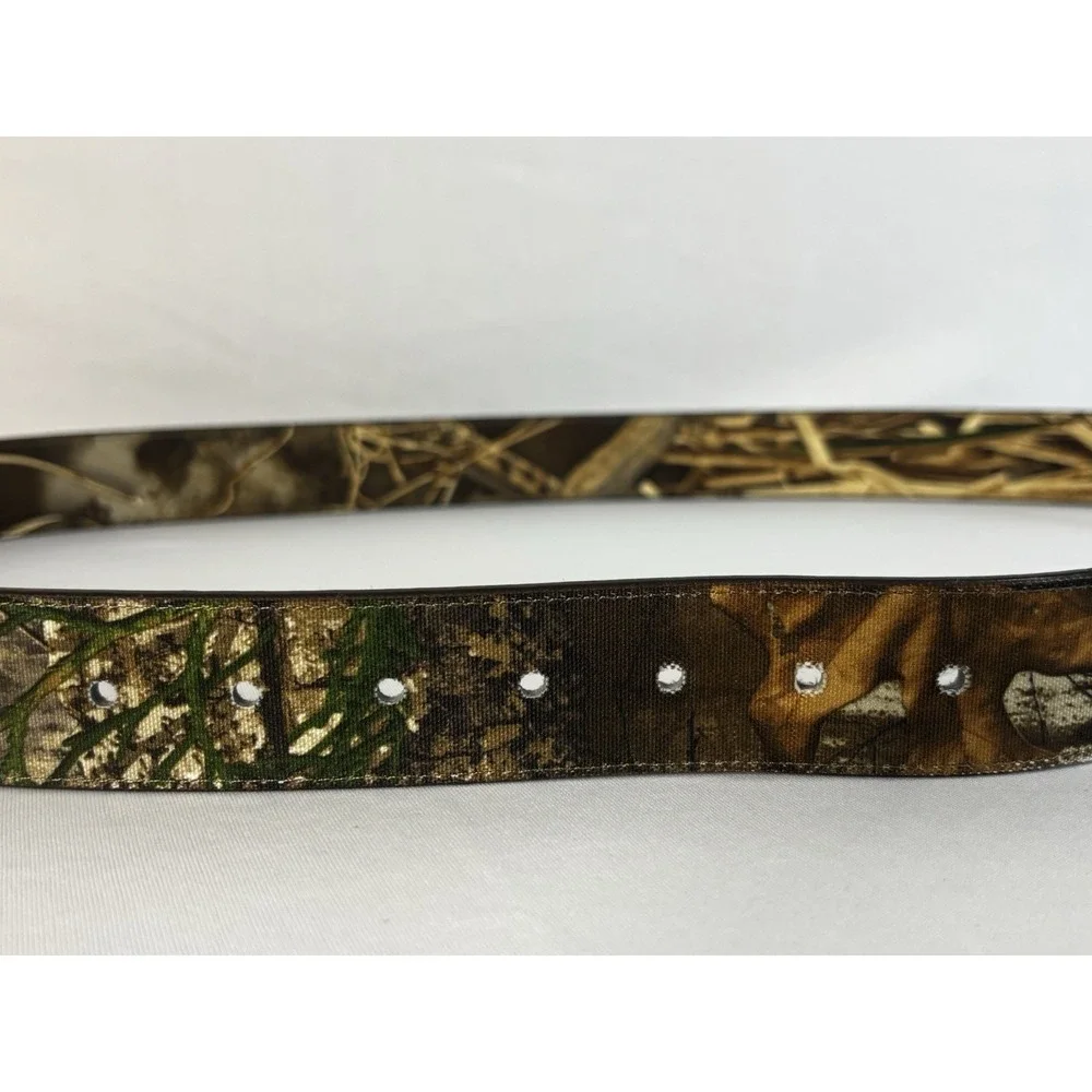 Realtree Camouflage Reversible Belt Mens Size 44 Black Metal Buckle Hunting